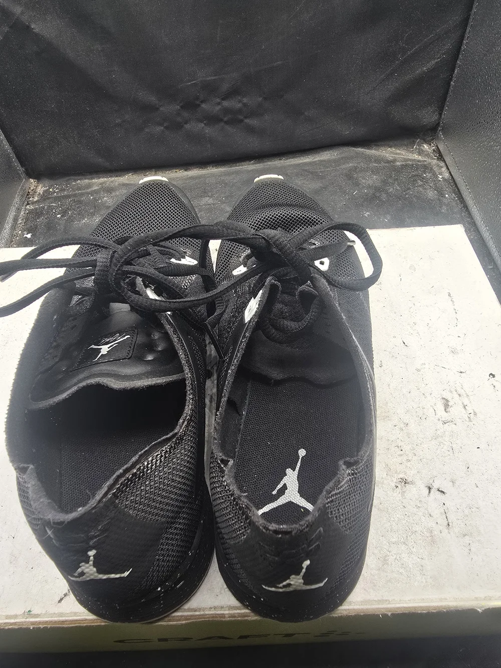 Men's Black Athletic Mesh Lace-Up Shoes